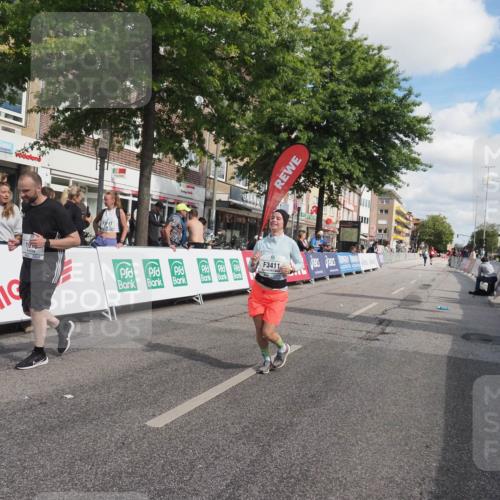 15.09.2024 - PSD Bank Halbmarathon Miley Keyser http://msf.ph/oto/7077168 15.09.2024 12:36:46 Ziel 1978, 2317, 3404, 3411 meine-sportfotos.de