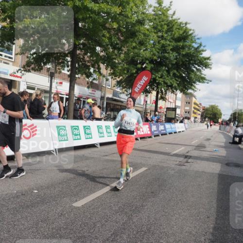 15.09.2024 - PSD Bank Halbmarathon Miley Keyser http://msf.ph/oto/7077173 15.09.2024 12:36:46 Ziel 1978, 2317, 3404, 3411 meine-sportfotos.de