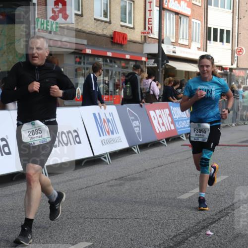 15.09.2024 - PSD Bank Halbmarathon Michael Strokosch http://msf.ph/oto/7077180 15.09.2024 12:18:11 Ziel 789, 1713, 1959, 2085, 2351, 3048, 3064, 3074, 3095, 3137, 3208, 3382 meine-sportfotos.de