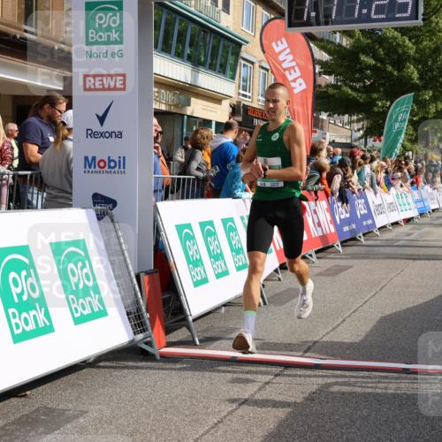 15.09.2024 - PSD Bank Halbmarathon Strokosch-Dieckow http://msf.ph/oto/7077194 15.09.2024 11:12:20 Ziel 503, 506, 526, 530, 537, 545 meine-sportfotos.de