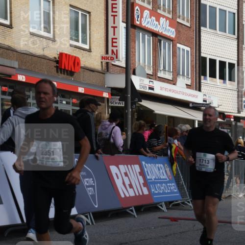 15.09.2024 - PSD Bank Halbmarathon Michael Strokosch http://msf.ph/oto/7077218 15.09.2024 12:18:16 Ziel 1713, 2085, 2351, 3048, 3064, 3074, 3095 meine-sportfotos.de