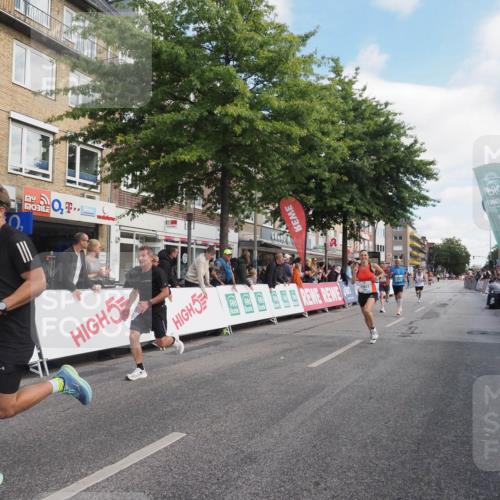 15.09.2024 - PSD Bank Halbmarathon Miley Keyser http://msf.ph/oto/7077219 15.09.2024 11:34:14 Ziel 646, 713, 1214, 1396, 1460, 1802, 2467, 2617 meine-sportfotos.de