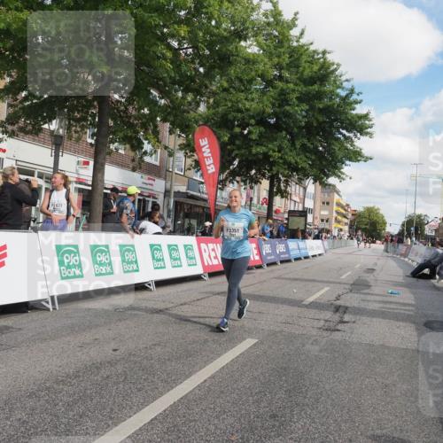 15.09.2024 - PSD Bank Halbmarathon Miley Keyser http://msf.ph/oto/7077272 15.09.2024 12:37:05 Ziel 2317, 3351 meine-sportfotos.de