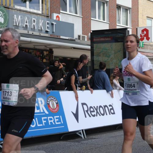 15.09.2024 - PSD Bank Halbmarathon Michael Strokosch http://msf.ph/oto/7077273 15.09.2024 12:18:20 Ziel 1713, 2085, 2154, 2351, 3048, 3064, 3095, 3136, 3141, 3453, 3454 meine-sportfotos.de