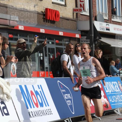 15.09.2024 - PSD Bank Halbmarathon Michael Strokosch http://msf.ph/oto/7077280 15.09.2024 11:10:35 Ziel 404, 512, 520, 840 meine-sportfotos.de