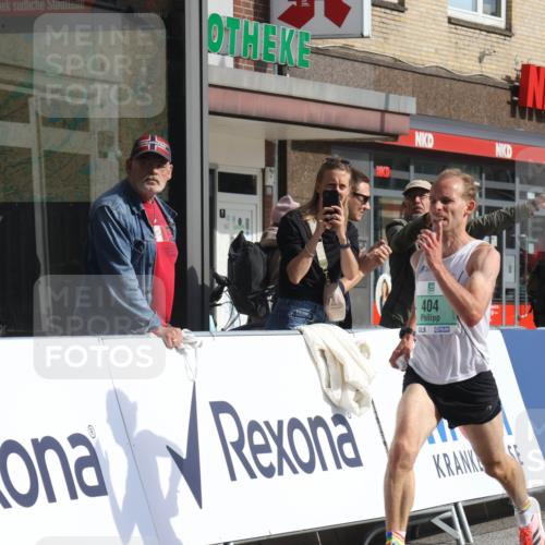 15.09.2024 - PSD Bank Halbmarathon Michael Strokosch http://msf.ph/oto/7077290 15.09.2024 11:10:36 Ziel 404, 511, 512, 520, 840 meine-sportfotos.de