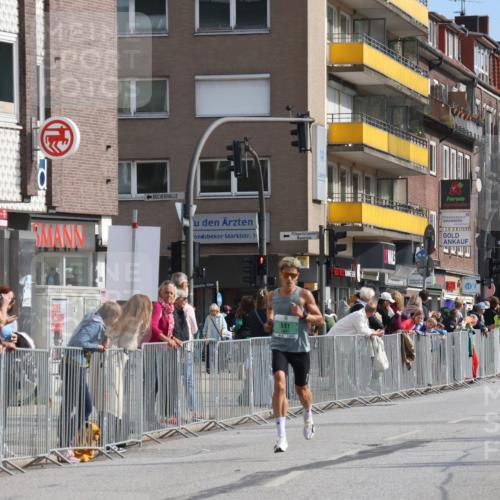 15.09.2024 - PSD Bank Halbmarathon Michael Strokosch http://msf.ph/oto/7077308 15.09.2024 11:10:39 Ziel 404, 511, 512, 520, 840 meine-sportfotos.de