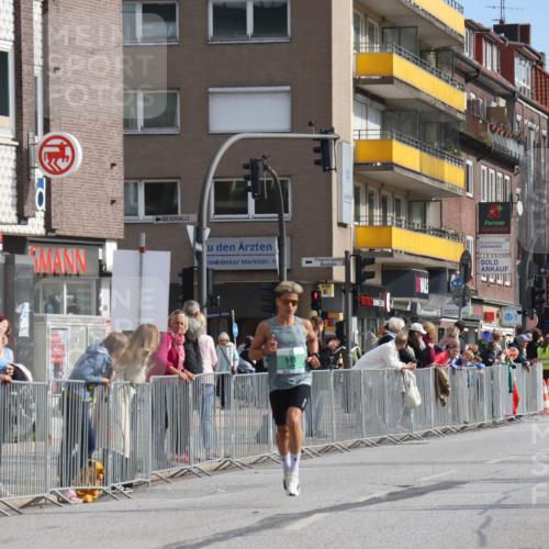 15.09.2024 - PSD Bank Halbmarathon Michael Strokosch http://msf.ph/oto/7077312 15.09.2024 11:10:39 Ziel 404, 511, 512, 520, 840 meine-sportfotos.de