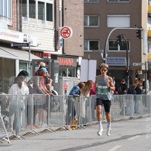 15.09.2024 - PSD Bank Halbmarathon Michael Strokosch http://msf.ph/oto/7077321 15.09.2024 11:10:40 Ziel 404, 511, 512, 520, 840 meine-sportfotos.de