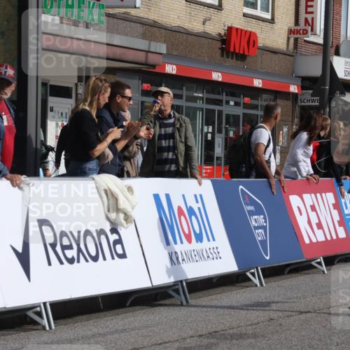 15.09.2024 - PSD Bank Halbmarathon Michael Strokosch http://msf.ph/oto/7077368 15.09.2024 11:10:43 Ziel 404, 511, 520 meine-sportfotos.de