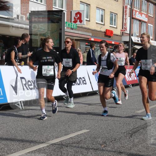 15.09.2024 - PSD Bank Halbmarathon Michael Strokosch http://msf.ph/oto/7077376 15.09.2024 12:18:29 Ziel 802, 1853, 2016, 2154, 2266, 2450, 3048, 3064, 3093, 3136, 3141, 3453, 3454, 3472, 3533 meine-sportfotos.de