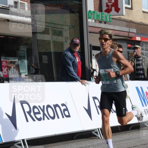 15.09.2024 - PSD Bank Halbmarathon Michael Strokosch http://msf.ph/oto/7077388 15.09.2024 11:10:44 Ziel 404, 481, 511, 520 meine-sportfotos.de