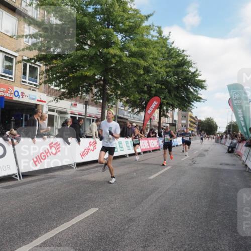 15.09.2024 - PSD Bank Halbmarathon Miley Keyser http://msf.ph/oto/7077391 15.09.2024 11:34:39 Ziel 746, 829, 1204, 1251, 1393, 1441 meine-sportfotos.de
