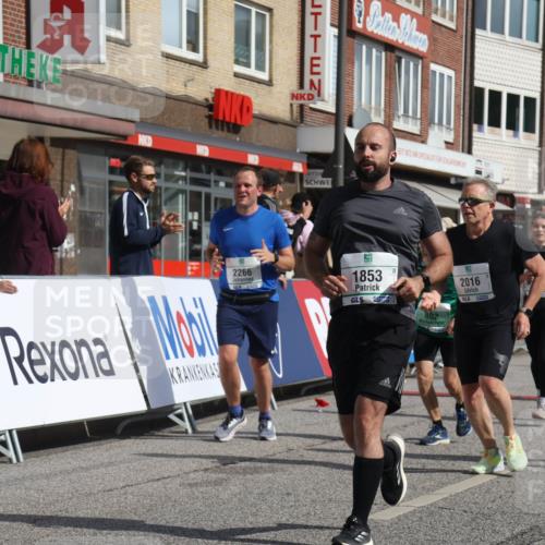 15.09.2024 - PSD Bank Halbmarathon Michael Strokosch http://msf.ph/oto/7077418 15.09.2024 12:18:33 Ziel 802, 1853, 2016, 2023, 2086, 2154, 2232, 2266, 2450, 3093, 3094, 3136, 3141, 3221, 3453, 3454, 3472, 3533 meine-sportfotos.de