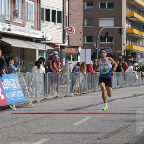 15.09.2024 - PSD Bank Halbmarathon Michael Strokosch http://msf.ph/oto/7077441 15.09.2024 11:10:49 Ziel 404, 481, 511 meine-sportfotos.de