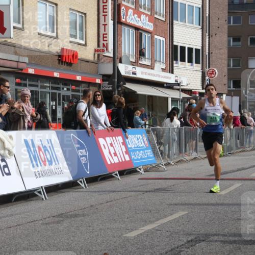 15.09.2024 - PSD Bank Halbmarathon Michael Strokosch http://msf.ph/oto/7077455 15.09.2024 11:10:50 Ziel 481, 511 meine-sportfotos.de