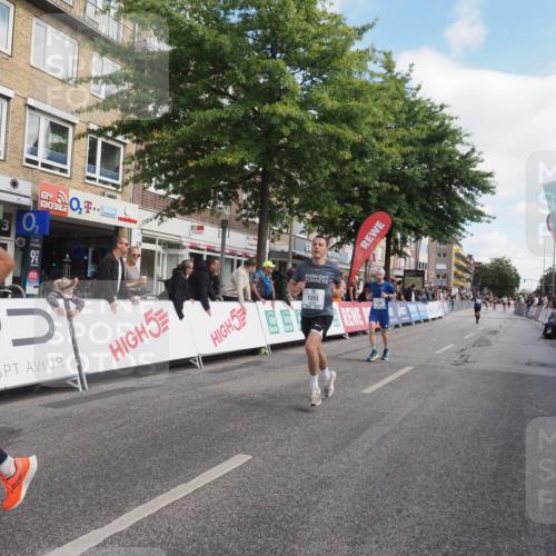 15.09.2024 - PSD Bank Halbmarathon Miley Keyser http://msf.ph/oto/7077457 15.09.2024 11:34:41 Ziel 746, 829, 1204, 1251, 1370, 1393, 1441, 1768 meine-sportfotos.de