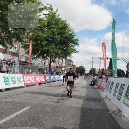 15.09.2024 - PSD Bank Halbmarathon Miley Keyser http://msf.ph/oto/7077498 15.09.2024 12:37:43 Ziel 2381, 2398, 2432, 2742, 3386, 3441, 3481 meine-sportfotos.de