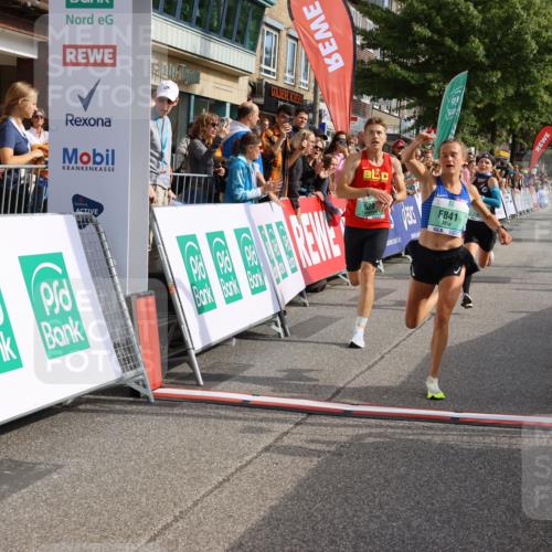 15.09.2024 - PSD Bank Halbmarathon Strokosch-Dieckow http://msf.ph/oto/7077507 15.09.2024 11:12:44 Ziel 498, 509, 528, 534, 566, 838, 841 meine-sportfotos.de