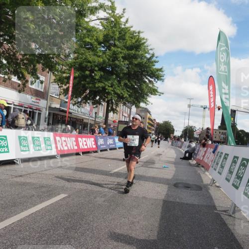 15.09.2024 - PSD Bank Halbmarathon Miley Keyser http://msf.ph/oto/7077508 15.09.2024 12:37:44 Ziel 1816, 2381, 2398, 2432, 2517, 3380, 3441, 3481 meine-sportfotos.de