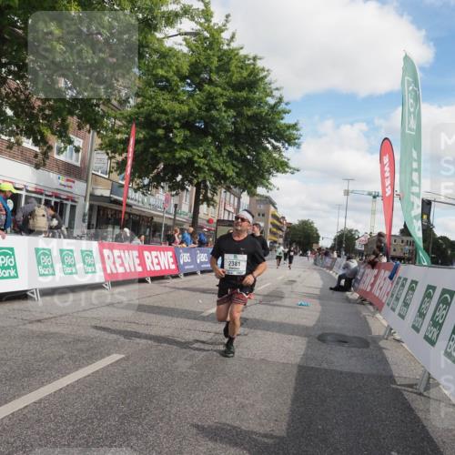 15.09.2024 - PSD Bank Halbmarathon Miley Keyser http://msf.ph/oto/7077512 15.09.2024 12:37:44 Ziel 1816, 2381, 2398, 2432, 2517, 3380, 3441, 3481 meine-sportfotos.de