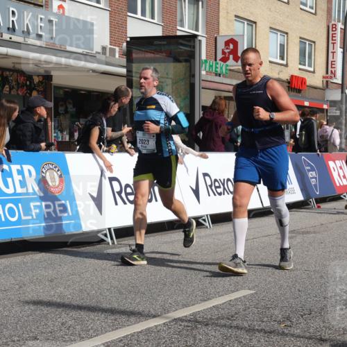 15.09.2024 - PSD Bank Halbmarathon Michael Strokosch http://msf.ph/oto/7077517 15.09.2024 12:18:40 Ziel 802, 1853, 2016, 2023, 2086, 2149, 2232, 2266, 2450, 3093, 3094, 3141, 3221, 3453, 3454, 3472, 3533 meine-sportfotos.de
