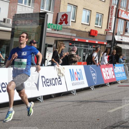 15.09.2024 - PSD Bank Halbmarathon Michael Strokosch http://msf.ph/oto/7077554 15.09.2024 11:11:08 Ziel 513, 518, 523, 524, 543 meine-sportfotos.de