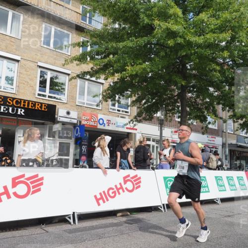 15.09.2024 - PSD Bank Halbmarathon Miley Keyser http://msf.ph/oto/7077587 15.09.2024 12:37:48 Ziel 1816, 2381, 2398, 2432, 2517, 3380, 3441, 3481 meine-sportfotos.de