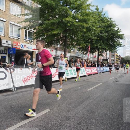 15.09.2024 - PSD Bank Halbmarathon Miley Keyser http://msf.ph/oto/7077590 15.09.2024 11:34:59 Ziel 652, 696, 907, 919, 1052, 1178, 1228, 1233, 1370, 1387, 1405, 1426, 1768, 2479, 3511 meine-sportfotos.de