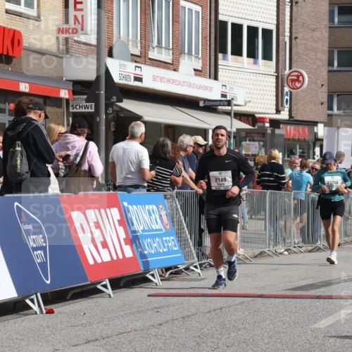 15.09.2024 - PSD Bank Halbmarathon Michael Strokosch http://msf.ph/oto/7077594 15.09.2024 12:18:46 Ziel 2023, 2086, 2149, 2232, 3094, 3221, 3258, 3472 meine-sportfotos.de