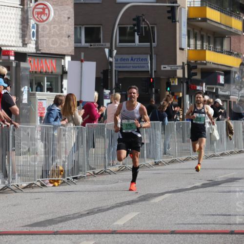 15.09.2024 - PSD Bank Halbmarathon Michael Strokosch http://msf.ph/oto/7077601 15.09.2024 11:11:26 Ziel 515, 516 meine-sportfotos.de