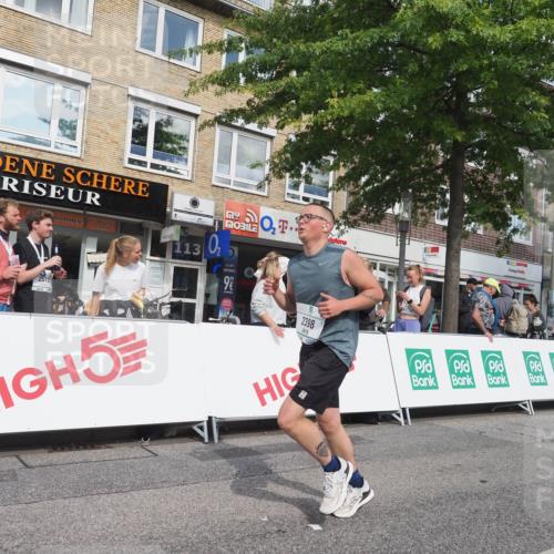 15.09.2024 - PSD Bank Halbmarathon Miley Keyser http://msf.ph/oto/7077602 15.09.2024 12:37:49 Ziel 1816, 2381, 2398, 2432, 2517, 3380, 3441, 3481 meine-sportfotos.de