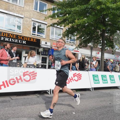 15.09.2024 - PSD Bank Halbmarathon Miley Keyser http://msf.ph/oto/7077606 15.09.2024 12:37:49 Ziel 1816, 2381, 2398, 2432, 2517, 3380, 3441, 3481 meine-sportfotos.de