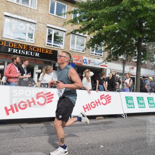 15.09.2024 - PSD Bank Halbmarathon Miley Keyser http://msf.ph/oto/7077610 15.09.2024 12:37:49 Ziel 1816, 2381, 2398, 2432, 2517, 3380, 3441, 3481 meine-sportfotos.de