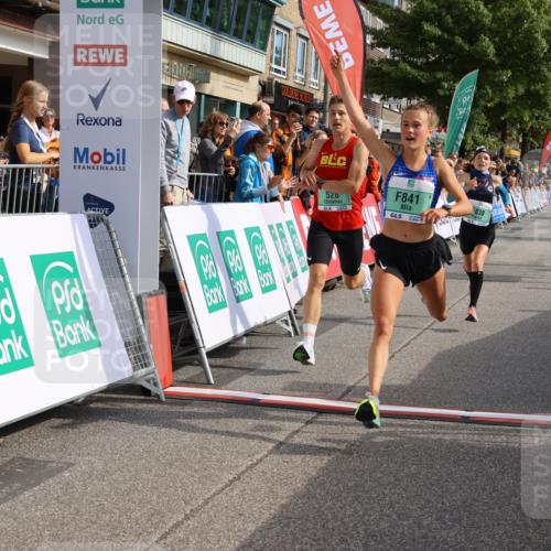 15.09.2024 - PSD Bank Halbmarathon Strokosch-Dieckow http://msf.ph/oto/7077616 15.09.2024 11:12:44 Ziel 498, 509, 528, 534, 566, 838, 841 meine-sportfotos.de