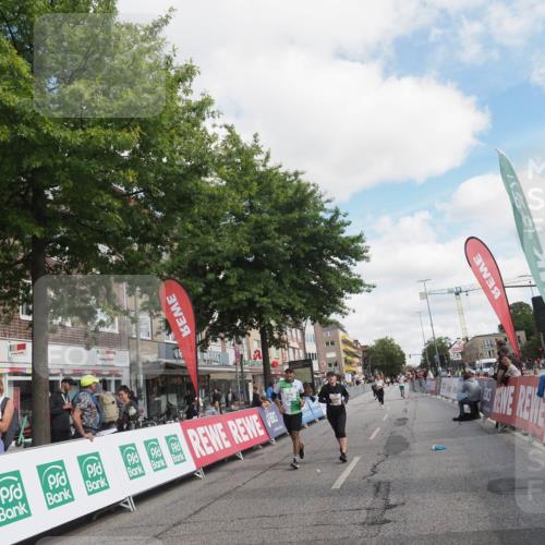 15.09.2024 - PSD Bank Halbmarathon Miley Keyser http://msf.ph/oto/7077617 15.09.2024 12:37:51 Ziel 1816, 2381, 2398, 2432, 2517, 3380, 3415, 3441, 3481 meine-sportfotos.de