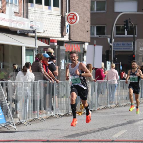 15.09.2024 - PSD Bank Halbmarathon Michael Strokosch http://msf.ph/oto/7077629 15.09.2024 11:11:27 Ziel 515, 516 meine-sportfotos.de
