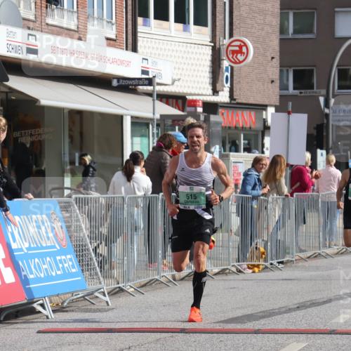 15.09.2024 - PSD Bank Halbmarathon Michael Strokosch http://msf.ph/oto/7077640 15.09.2024 11:11:28 Ziel 515, 516 meine-sportfotos.de