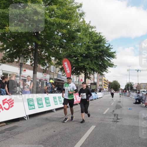 15.09.2024 - PSD Bank Halbmarathon Miley Keyser http://msf.ph/oto/7077659 15.09.2024 12:37:53 Ziel 1816, 2381, 2398, 2432, 2517, 3380, 3415, 3417, 3441, 3481 meine-sportfotos.de