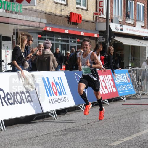 15.09.2024 - PSD Bank Halbmarathon Michael Strokosch http://msf.ph/oto/7077665 15.09.2024 11:11:29 Ziel 515, 516, 548 meine-sportfotos.de