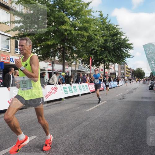 15.09.2024 - PSD Bank Halbmarathon Miley Keyser http://msf.ph/oto/7077670 15.09.2024 11:35:04 Ziel 652, 696, 740, 907, 919, 1052, 1178, 1207, 1221, 1228, 1233, 1387, 1405, 1426, 1448, 2479, 3511 meine-sportfotos.de