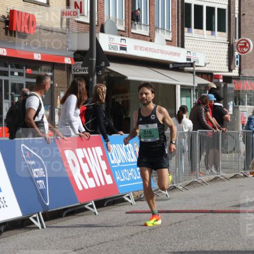 15.09.2024 - PSD Bank Halbmarathon Michael Strokosch http://msf.ph/oto/7077679 15.09.2024 11:11:30 Ziel 515, 516, 548 meine-sportfotos.de