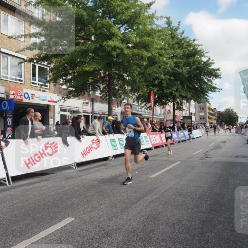 15.09.2024 - PSD Bank Halbmarathon Miley Keyser http://msf.ph/oto/7077685 15.09.2024 11:35:05 Ziel 652, 696, 740, 907, 919, 1052, 1178, 1207, 1221, 1228, 1233, 1387, 1405, 1448, 2479, 3511 meine-sportfotos.de