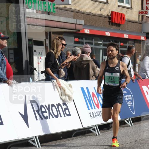 15.09.2024 - PSD Bank Halbmarathon Michael Strokosch http://msf.ph/oto/7077699 15.09.2024 11:11:31 Ziel 515, 516, 548 meine-sportfotos.de