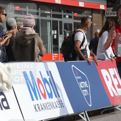 15.09.2024 - PSD Bank Halbmarathon Michael Strokosch http://msf.ph/oto/7077730 15.09.2024 11:11:35 Ziel 515, 516, 539, 548 meine-sportfotos.de