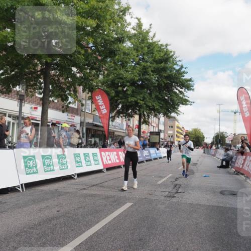 15.09.2024 - PSD Bank Halbmarathon Miley Keyser http://msf.ph/oto/7077733 15.09.2024 12:37:59 Ziel 1816, 2381, 2398, 2517, 3380, 3415, 3417 meine-sportfotos.de