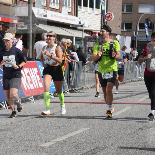 15.09.2024 - PSD Bank Halbmarathon Michael Strokosch http://msf.ph/oto/7077746 15.09.2024 12:18:57 Ziel 1728, 1729, 2149, 2412, 2821, 3106, 3258, 3419, 3446, 3447, 3500, 3561 meine-sportfotos.de