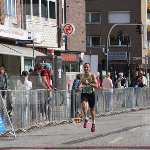 15.09.2024 - PSD Bank Halbmarathon Michael Strokosch http://msf.ph/oto/7077748 15.09.2024 11:11:38 Ziel 485, 515, 516, 539, 548 meine-sportfotos.de