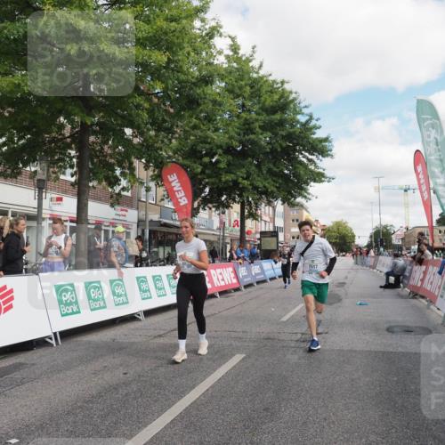 15.09.2024 - PSD Bank Halbmarathon Miley Keyser http://msf.ph/oto/7077751 15.09.2024 12:38:00 Ziel 1816, 2398, 2517, 3380, 3415, 3417 meine-sportfotos.de