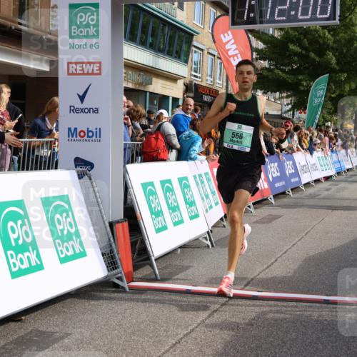 15.09.2024 - PSD Bank Halbmarathon Strokosch-Dieckow http://msf.ph/oto/7077772 15.09.2024 11:12:51 Ziel 498, 509, 528, 534, 566, 838, 841 meine-sportfotos.de